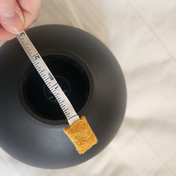 Black Hair Diffuser Attachment - Picture 3 of 4